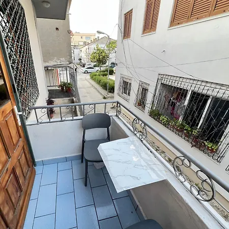 Vlora Guest House