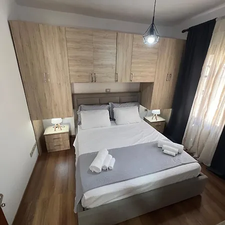 Vlora Guest House Appartamento Vlorë