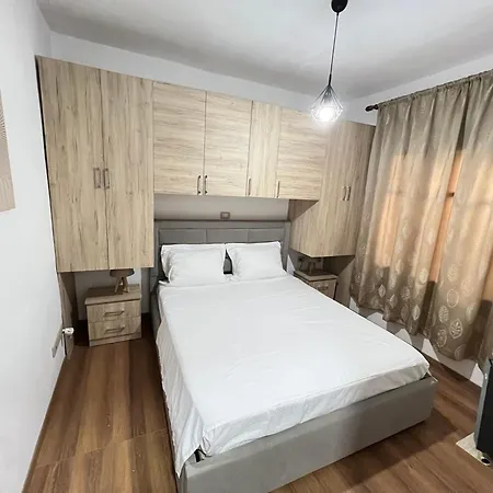 Vlora Guest House * Vlora